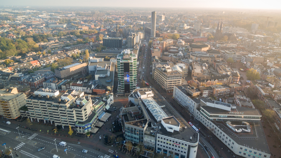Rijk en regio steken 2,5 miljard euro voorzieningen in Brainport Eindhoven en talentplan